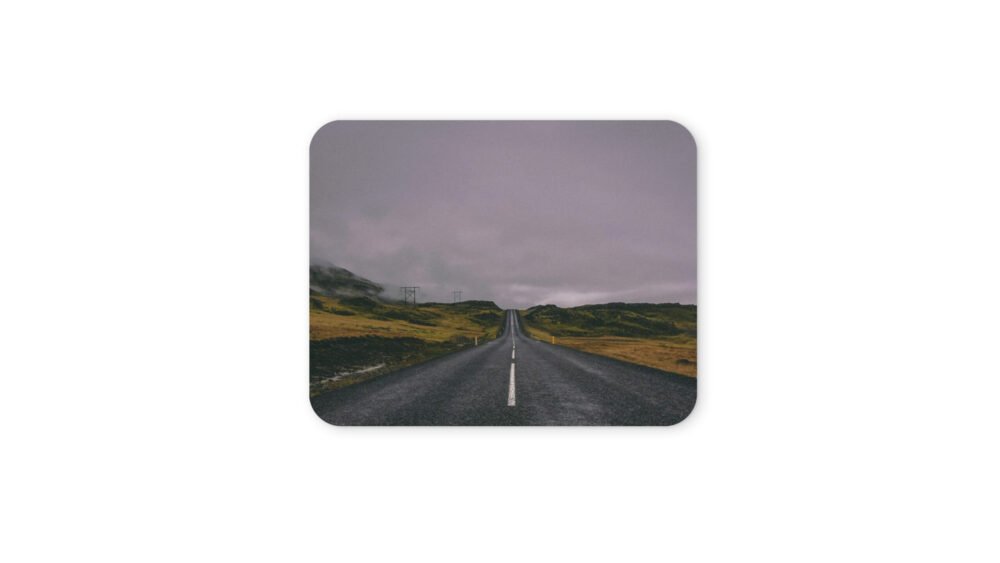 Vadregényes Tájkép Egérpad - Kihalt Országút Dizájn