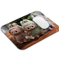 nyuszi jelmezben játékfigurás egérpad 001