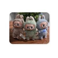 nyuszi jelmezben játékfigurás egérpad 004